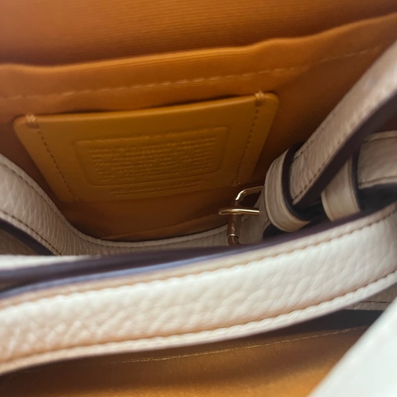 New Coach CF249 Coach X Peanuts Mini Jamie Camera Bag With Snoopy Cuddle Motif - Picture 9 of 9